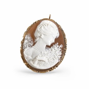 18K gold hand-carved shell cameo brooch and pendant featuring a classical woman holding a floral bouquet
