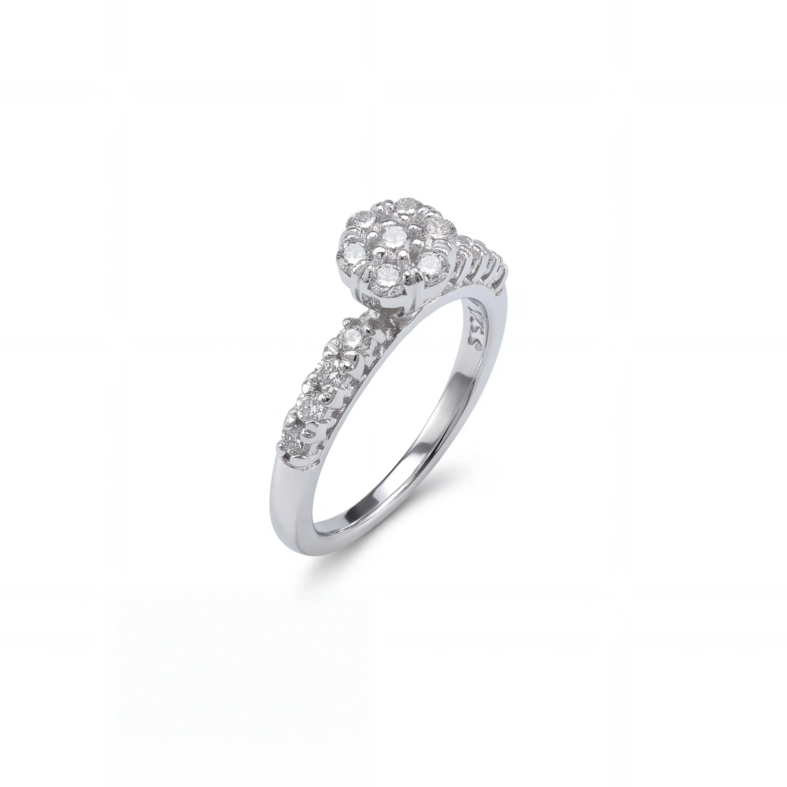 18K white gold diamond floral cluster ring with round brilliant diamonds and diamond-set shoulders.